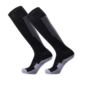 High Quality Breathable Knee-high <b>Socks</b> with Custom Logo Wholesale from Vietnam Factory for Club Sports Training JZVINA Factory - Product Image 2
