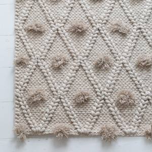 Grands tapis modernes en laine faits à la main Conception tissée tressée à boucle naturelle Motif solide pour le salon - Product Image 6