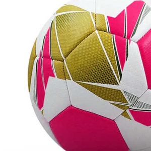 ลูกฟุตบอลเย็บมือ Next Tech Professional Match Ball สำหรับการแข่งขัน พร้อมดีไซน์และโลโก้ที่ออกแบบเองได้ - Product Image 4