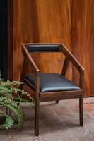 Bureau à domicile Hôtel Villa Rembourrage traditionnel Canapés de salon naturels réglables Matériau en bois Canapé moderne Chaise