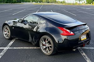 2015 370Z Cupe 10kMiles 6 vitesses manuelles - Product Image 3