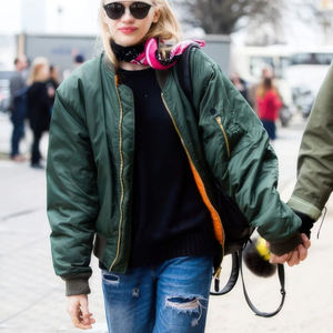 Blouson Bomber Oversize Respirant et Imperméable pour Femme, Style Streetwear Amriss, Vêtement d'extérieur Automne/Hiver, Vente en Gros, Personnalisable - Product Image 6