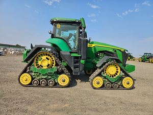Tractor Agrícola de Gran Formato 2021 8RX 370 de 4 Ruedas Motrices, 370HP, Transmisión por Engranajes, Alta Productividad - Product Image 6