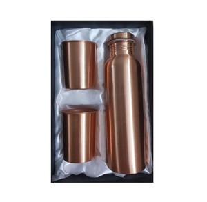Wholesale <b>500ml</b> Copper Hammered Design Gym Sport Water <b>Bottle</b> Ayurveda Benefits <b>Glass</b> Drinkware Set for Boiling Water Use - Product Image 1