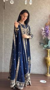 Robe longue Anarkali de style indien traditionnel en georgette avec dentelle, avec dupatta de créateur et manches longues pour femmes - Product Image 5