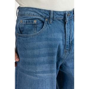 Jean droit ample vintage MN-JNS-SS25-015 en denim délavé avec broderie, couleur foncée pour l'hiver - Product Image 1