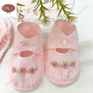 Customization Fabric Baby Booties With Floral Hand Embroidery Decoration - Only Booties - Product Image 2