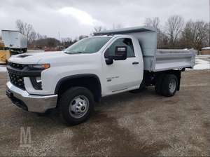 Camiones de Carga USADOS CHEVROLET SILVERADO 3500HD - Product Image 2