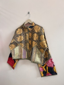 Quilted <b>Kantha</b> Handmade Vintage <b>Jacket</b> Reversible Crop Kiara Cut <b>Jacket</b> - Product Image 4