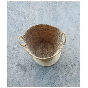 Customized 47% Vintage Eco-friendly Seagrass <b>Wicker</b> Storage <b>Basket</b> Flexible Design Natural Water Hyacinth for <b>Laundry</b> Sorting - Product Image 4