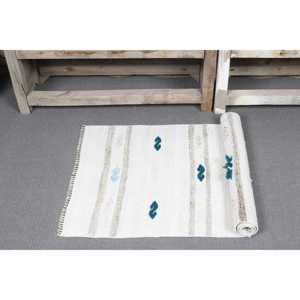 Petit tapis vintage 1,8 x 3,5 pieds, tapis turc, tapis Kilim blanc à imprimé animal - Product Image 5