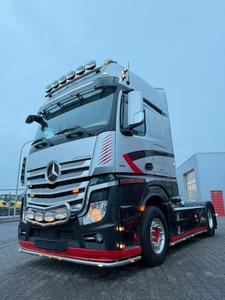 Nuevo Mercedes Benz MP4 1951 con transmisión automática, unidad estándar de tractor/remolque - Product Image 3