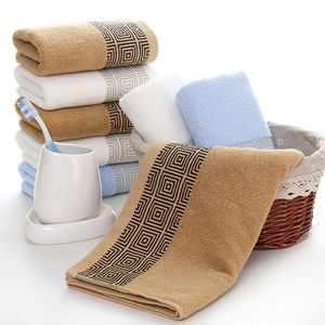 2024 OEM Hamid Intl Apparel Juego de toallas de baño de alta apariencia Cómodo algodón Secado rápido Toallas de baño personalizables para la piel - Product Image 6