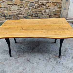 Table de salle à manger moderne en bois massif d'acacia Pieds en métal durables écologiques personnalisables 6 places Utilisation contemporaine dans les hôtels - Product Image 6