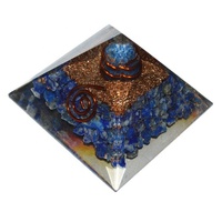 Agate Orgonite Pyramide en forme de dôme Style Feng Shui & Love Générateur d'énergie pour la protection EMF Pierre précieuse sculptée