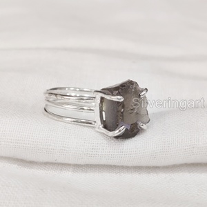 Anillo de Plata de Ley 925 con Cuarzo Ahumado Natural en Bruto para Mujer, Joyería de Navidad con Tres Bandas Lisas - Product Image 3