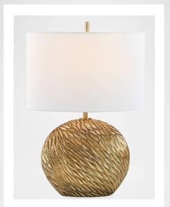 Lampe de table design de moulage magnifique au look moderne de luxe pour la maison, l'hôtel, les villas, l'éclairage décoratif, l'utilisation de la lampe de table - Product Image 5