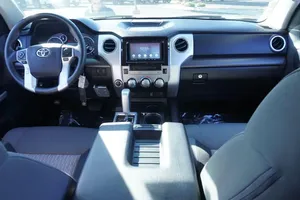 2015 Toyota Tundra SR5 - Product Image 2