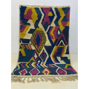 Tapis Boucherouite marocain authentique fait main, style bohème chic, coloré, vintage, artisanat Atlas, décoration. - Product Image 1