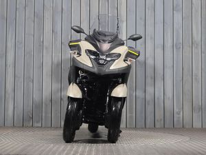 Mejor Oferta para Motocicletas Yamaha TriCity 300 2015-2026 Nuevas/Usadas Originales - Product Image 4