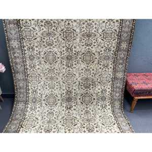Alfombra Vintage de 5.4x9.4 pies, Alfombra Turca Grande, Alfombra Marrón Sólida - Product Image 2