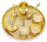 Design élégant en laiton Pooja Thali Set fait à la main et fabriqué à la main Puja Thali Set Traditionnel pour Pooja Arti Article religieux hindou