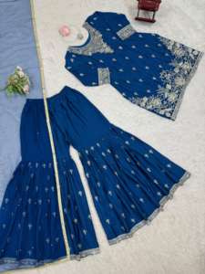 Buscando este hermoso traje de diseñador del mismo color en tela Heavy Chinon con interior y trabajo de hilo y secuencia y Sharara - Product Image 2