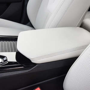 SUV 5 portes 5 places 1.5TD Édition Prestige 2024, boîte automatique, moteur turbo, traction avant, pneus R18, caméra arrière, conduite à gauche - Product Image 5