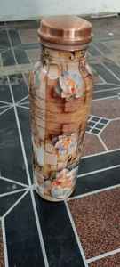 Bouteille d'eau en cuivre 100% avec design imprimé unique Couvercle anti-fuite écologique pour le yoga et les activités de plein air - Product Image 4