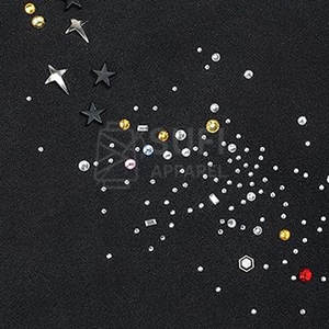 Sudadera con Capucha de Punto para Mujer, Informal, de Invierno, con Forro de Diamantes de Imitación, Detalles Brillantes en la Parte Delantera, 100% Algodón Ecológico - Product Image 4