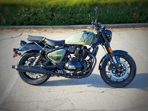 NUEVA Motocicleta de Calle Royals Enfield Shotgun 650 2026 - Product Image 1