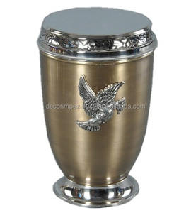 <b>square</b> Shape Box Metal Premium Quality Handmade Designer Adult Urn Classic Stylish Wholesale Metal Funeral Supplies Urns - Product Image 1