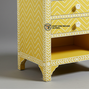 Mesita de Noche India Ecológica Addy Mehar con Diseño Floral de Enredadera, Incrustaciones de Hueso Amarillo, Dos Cajones, para un Estilo de Vida Moderno - Product Image 5