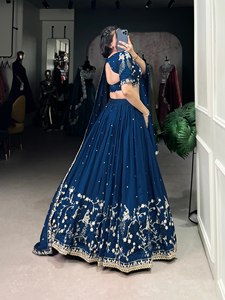 Mariage de créateur de Bollywood Lehenga belle Lehenga traditionnelle, avec chemisier fantaisie, demoiselle d'honneur de mariage de fête pakistanaise Dupatta - Product Image 4