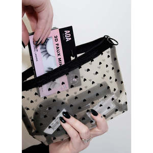 A3shop A2O แล็บกระเป๋าแต่งหน้าลายหัวใจสีดำมีสไตล์โซลูชันการจัดเก็บธีมแล็บเพื่อความงามของคุณ - Product Image 3