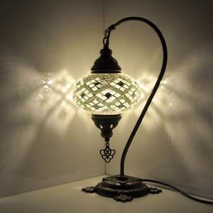 Lampe en mosaïque d'aluminium pour la maison, design élégant, éclairage décoratif, améliorant l'intérieur avec une lueur colorée - Product Image 4