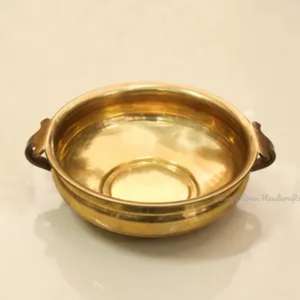 Pot de service en laiton durable pour la cuisine indienne pour servir de la nourriture avec une touche d'héritage et de style classique - Product Image 6