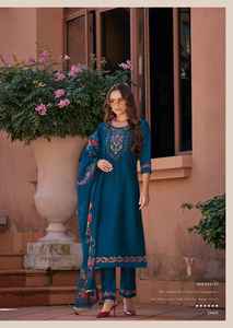 Fantaisie tendance à la mode vêtements ethniques visqueux soie Kurti Pant & Dupatta avec main et broderie travail exportateur mondial - Product Image 2