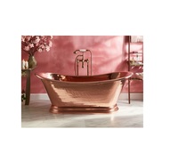 Baignoire en cuivre au design de luxe intemporel fabriquée à la main pour les salles de bains haut de gamme avec un style de confort profond