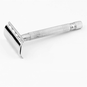 Juego de 3 Maquinillas de Afeitar de Seguridad de Acero Inoxidable Kaamir para Hombre - Cuidado Facial, Corporal y de Bikini, Cuchilla Súper Inoxidable Individual - Product Image 4