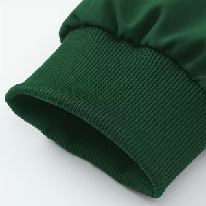 Chándal de Entrenamiento de Fútbol para Hombre de Alta Calidad, Color Verde, Cuello Alto, Manga Larga, con Bolsillo - Product Image 4