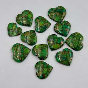 พลอยเทอร์ควอยซ์สีเขียวธรรมชาติคุณภาพสูง รูปหัวใจเรียบ สามารถปรับแต่งขนาดได้ เหมาะสำหรับทำเครื่องประดับ DIY - Product Image 1