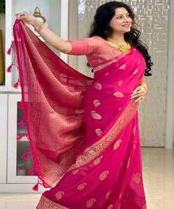 LOOK RICHE SOIE DOUCE OR ZARI TISSANT TRAVAIL SAREE AVEC CHEMISIER NON COUDU VÊTEMENT FESTIF PRIX DE GROS VÊTEMENT ETHNIQUE - Product Image 2