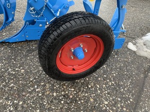 Factory Direct Tractor Mounted Plough for Farm Tillage and Land Preparation Tractor Soil Tillage Equipment - Product Image 3