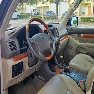 Lexxus GX 470 2004 Extrêmement Propre, Conduite à Gauche, Prêt à Être Expédié - Product Image 2