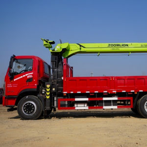 شاحنة رافعة مثبتة على شاحنة نقل ذات سطح مسطح بحمولة ثمانية أطنان وخمسة أقسام - Product Image 2