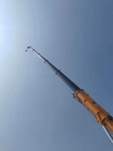 เครน QY70K รถไฮดรอลิค XCMG มือสอง70ตันของแท้ - Product Image 2