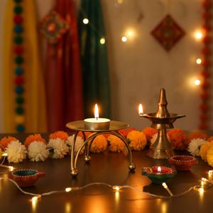 Iron Handmade Eco-Friendly <b>Tea</b> <b>Light</b> <b>Holder</b> Pedestal with Gold Finish for Home Decor and Festive Use - Product Image 3