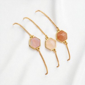 Venta caliente Hexagon Sunstone Birthstone Charm Connector Link Chain Pulsera Joyería para granel - Product Image 3
