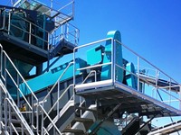 Laveuse à spirale haute performance Constmach 200-400 TPH pour recyclage de sable fin, avec composants de pompe à engrenages à moteur AC, garantie 2 ans
